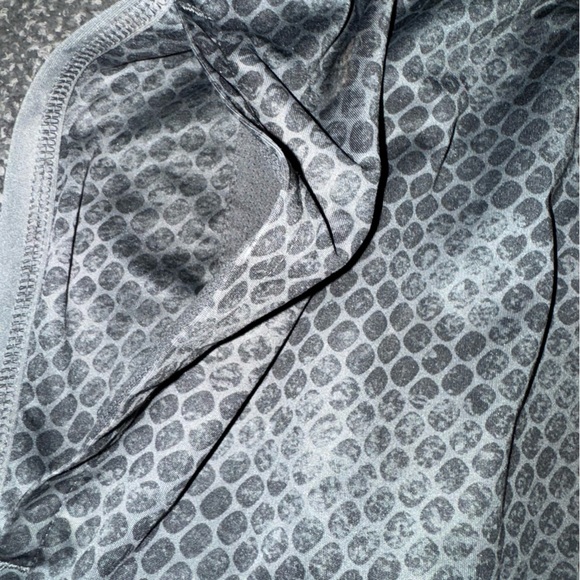 NIKE DRI FIT SHORTS BLACK/ GREY GEO PATTERN BASKETBALL SHORTS SIZE M - Picture 4 of 12